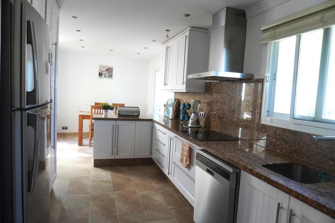 Villa Seaview Suncoast Luxury Малага Екстериор снимка